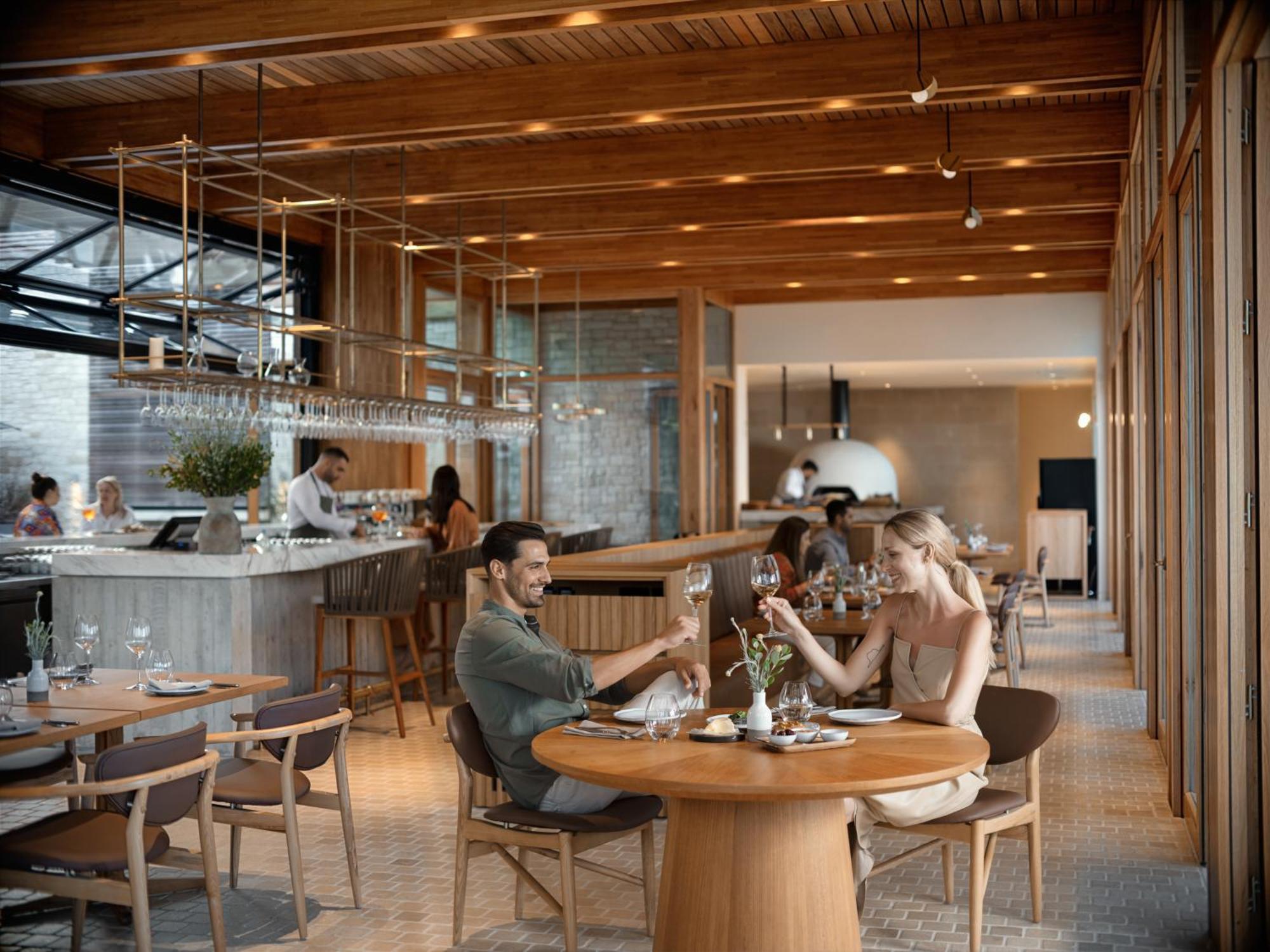 Minthis Resort Tsadha Bagian luar foto The interior of the restaurant